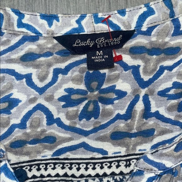 Lucky Brand Navy and White Patterned Blouse size medium lightweight - Picture 2 of 6